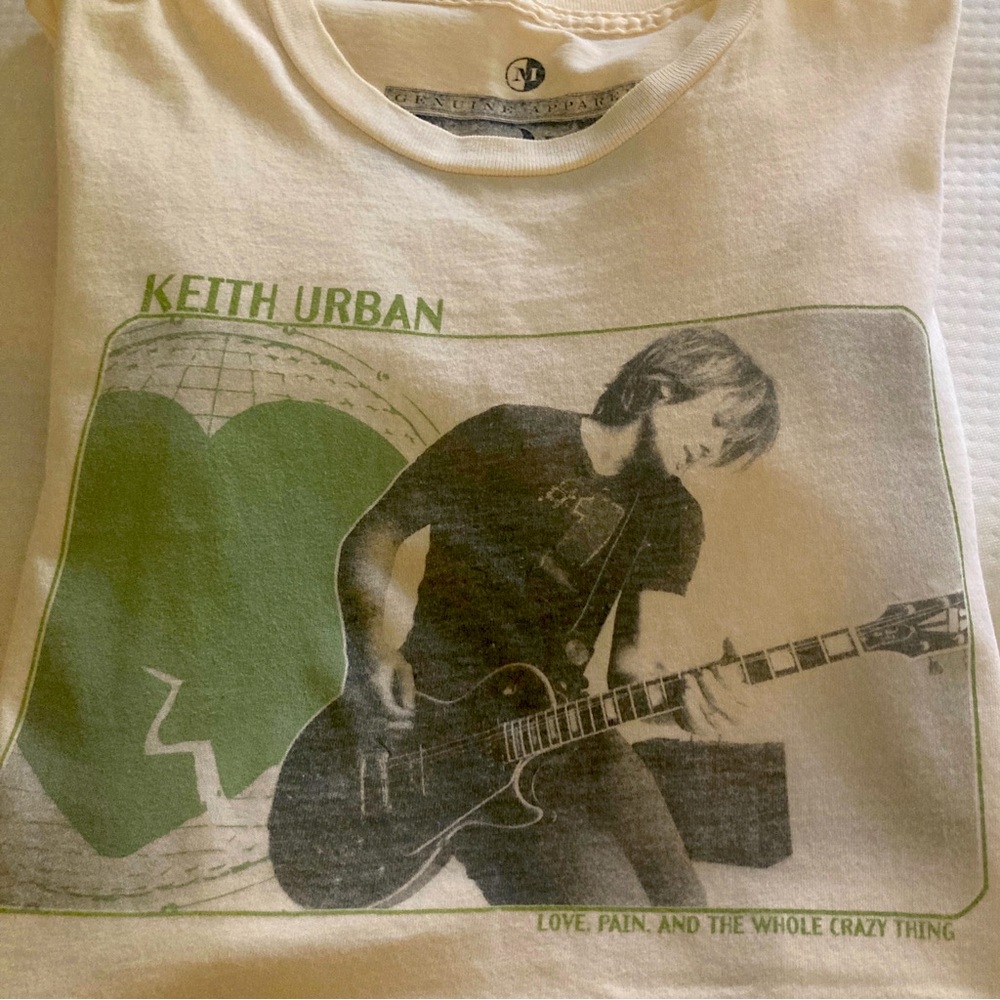 Keith Urban Soft Concert Shirt Medium Love, Pain Whole Crazy Thing Tour